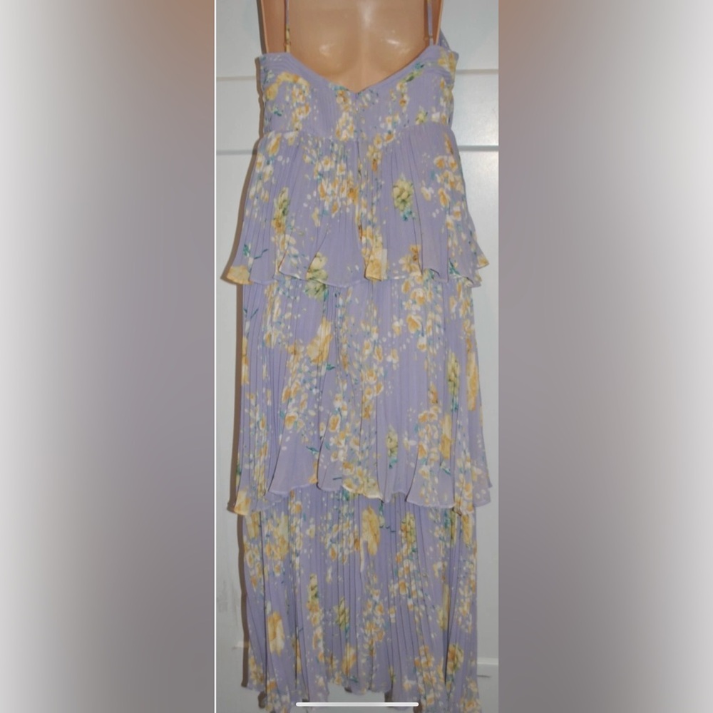 NWT Astr The Label Zaida Floral Tiered Maxi Dress - Picture 9 of 13